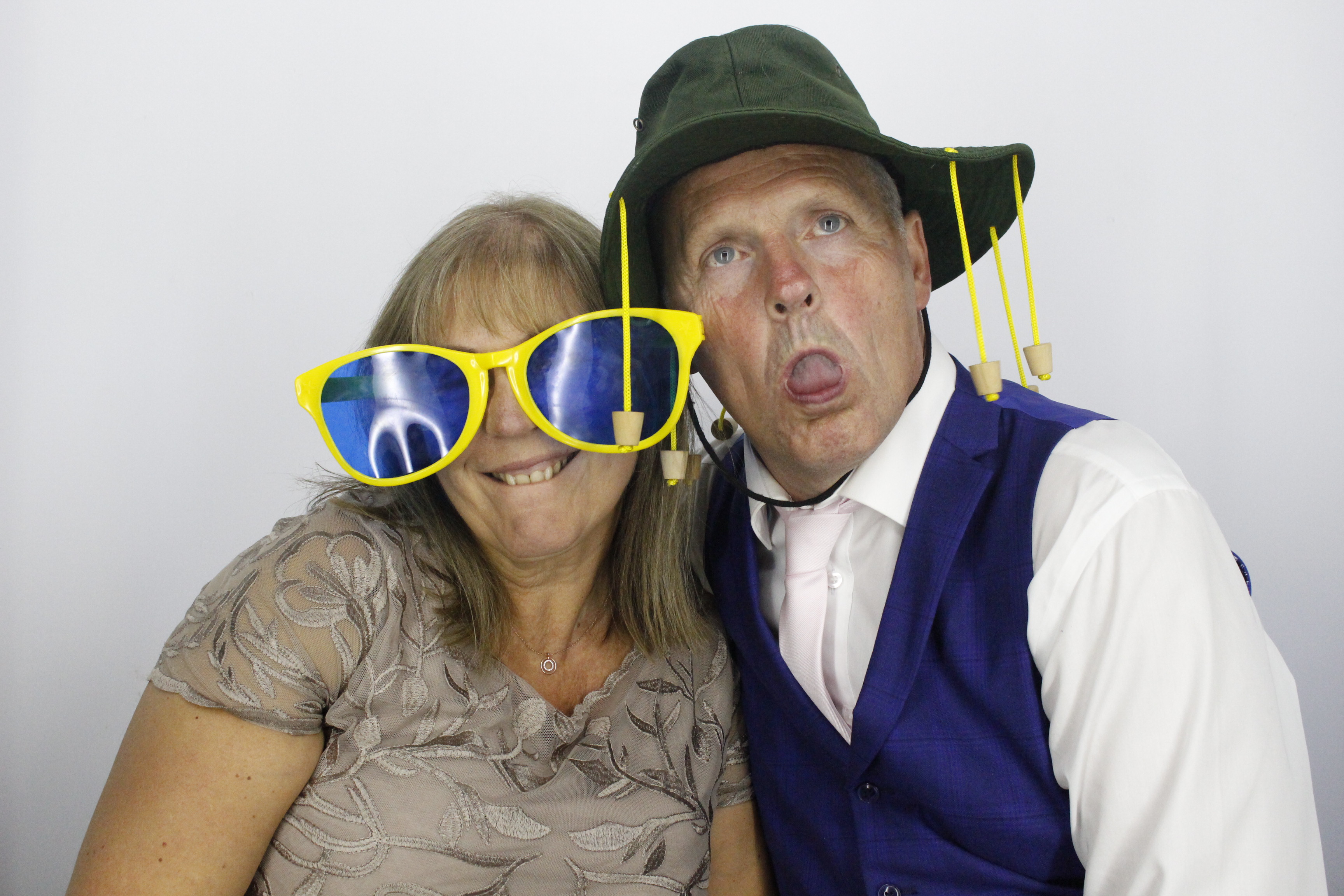 Sam & Rachel's Wedding | View more photos from the event at gallery.myphotoboothexperience.co.uk/u/MyPhotoBoothExperienceLtd/Sam-Rachels-Wedding